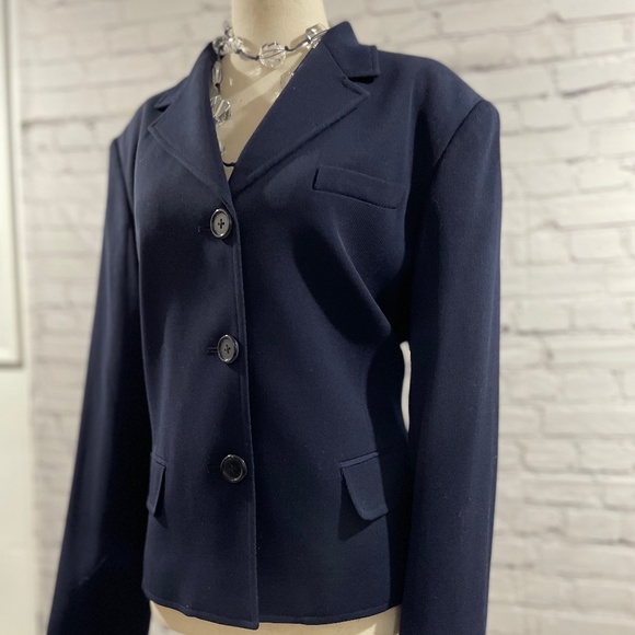 Ralph Ralph Lauren Navy blazer size 14 ~ Tailored to Style 100% Wool Made in USA - Picture 3 of 5